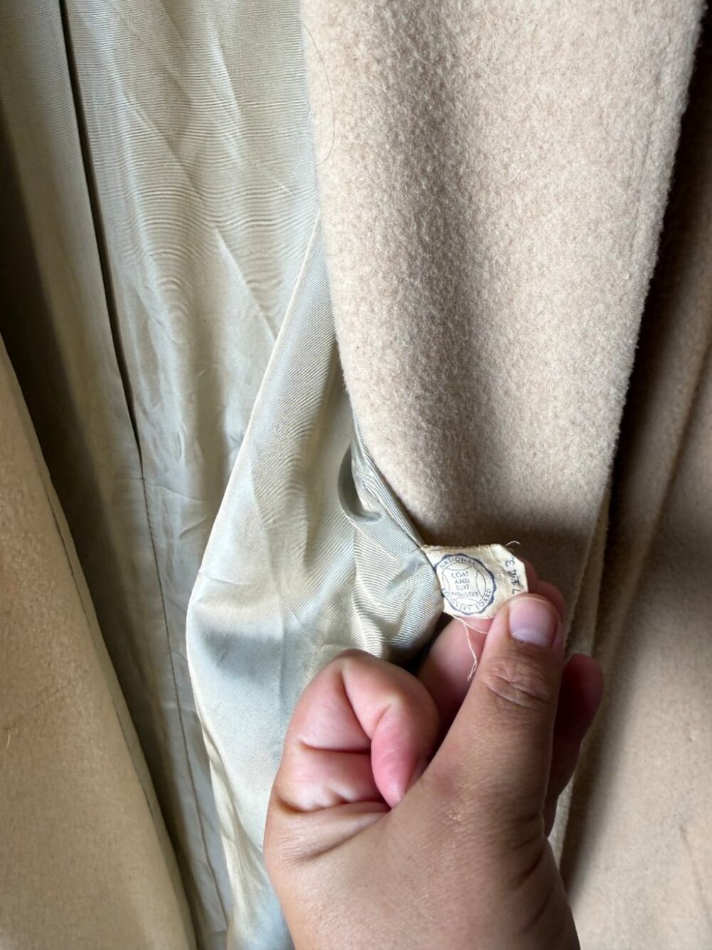Cream wool coat - Picture 8 of 9